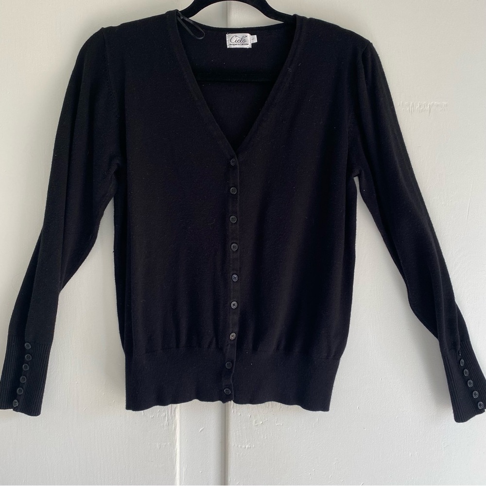 Cielo Black V-Neck Button Up Classic fitted Style Button Cuff Detail Cardigan L